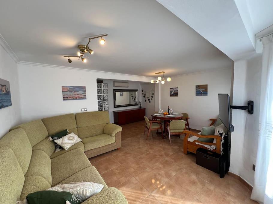 Apartamento Monika Playa Y Grau Гандия Экстерьер фото